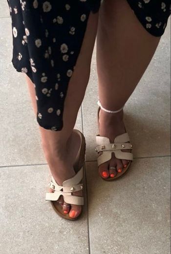 Nues pieds usagés taille 37