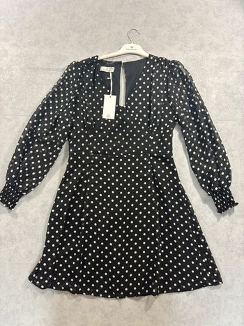 Robe courte à pois blanche et noir Taille 38 Catraza