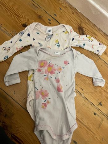 Lot de 2 bodies petit bateau 3 mois