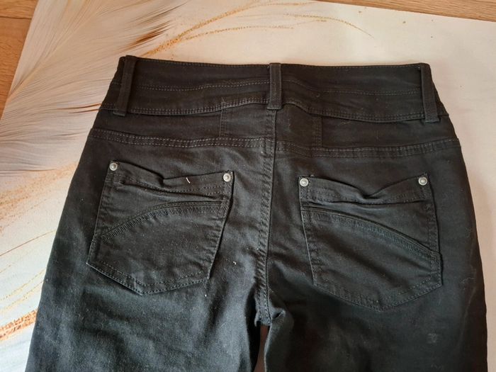 Jeans Noir - photo numéro 2