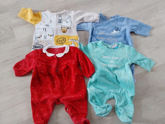Lot pyjamas 0 mois