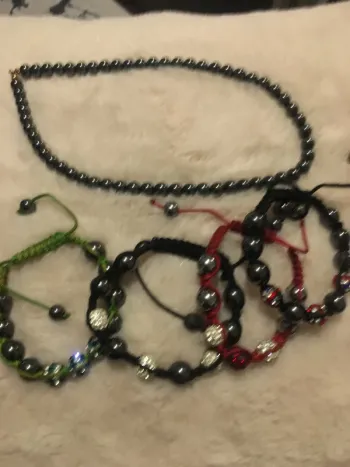 Collier et bracelet chambala