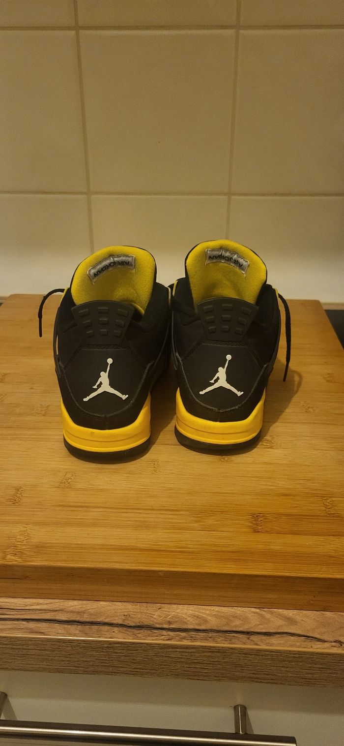 Jordan 4 thunder yellow - photo numéro 2