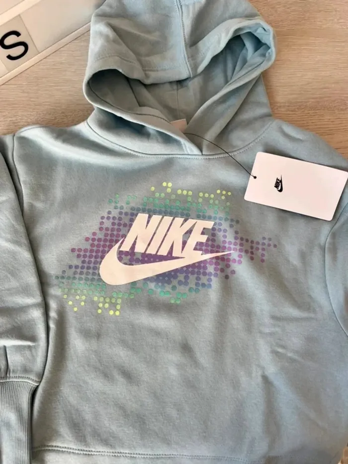 Pull neuf Nike 4-5 ans - photo numéro 2