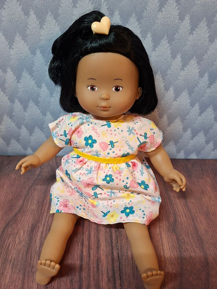 Corolle poupée capucine série florolle 30 cm environ