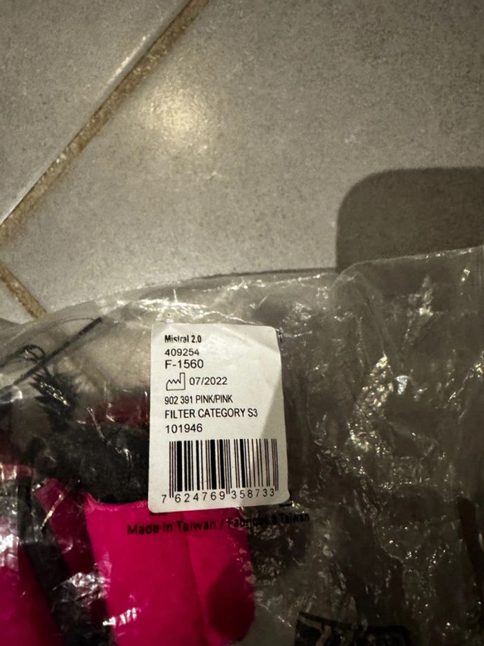 Masque de ski - Mc Kinley / Intersport - Mistral 2.0 - 100% UV S3 - Rose & blanc - photo numéro 3