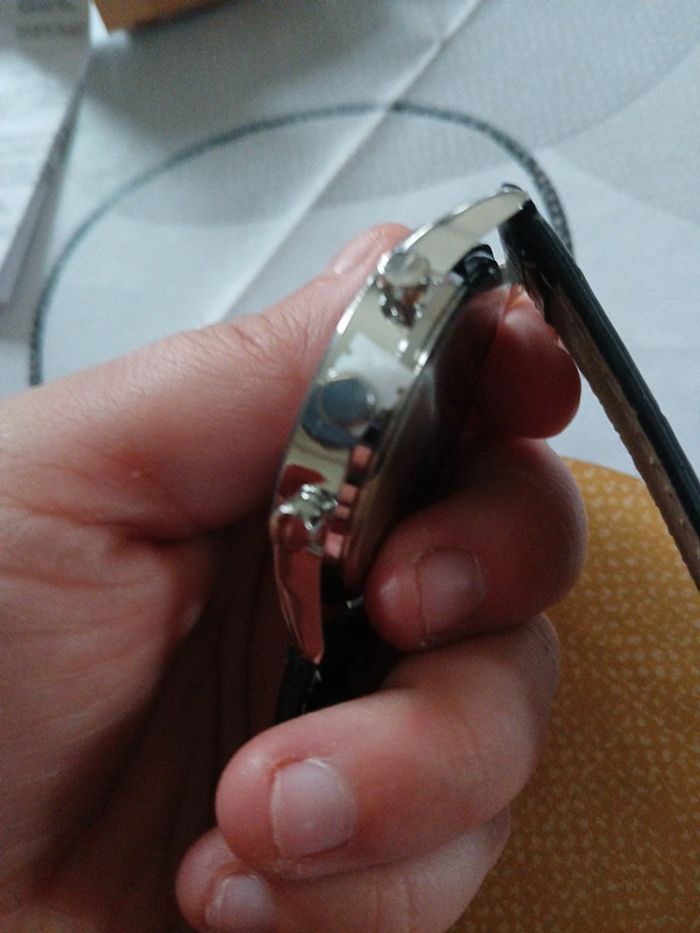 Montre homme - photo numéro 4