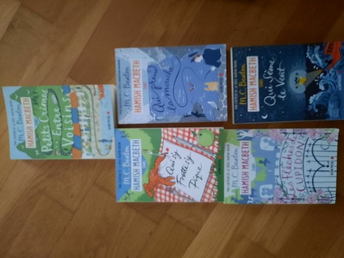 Livres HAMISH MACBETH de l auteur M C BEATON de la série AGATHA RAISIN