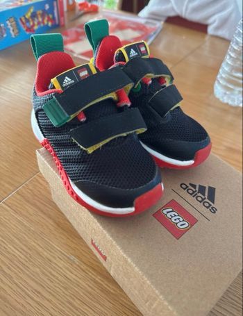 NEUF Basket scratch Adidas x Lego collab taille 21