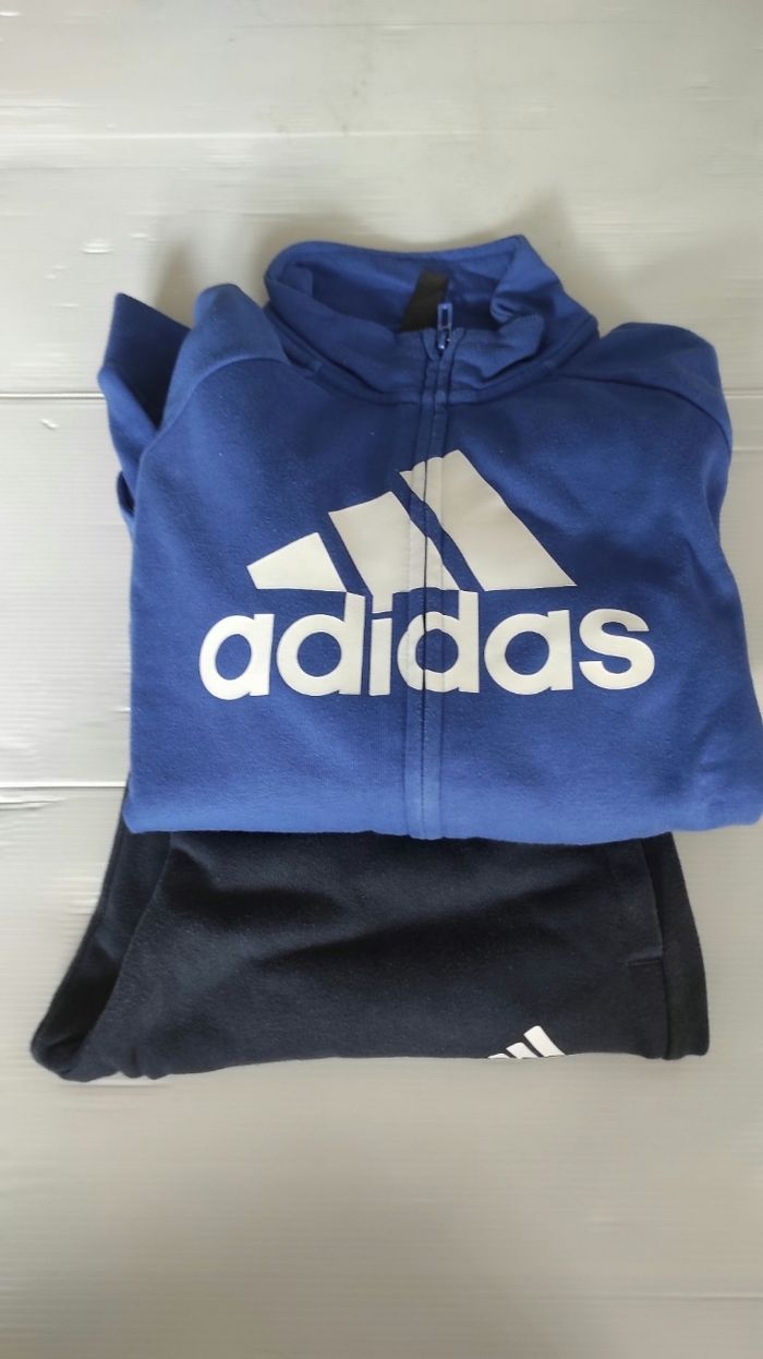 Jogging adidas