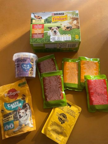 Pâtée et friandises pour chiens