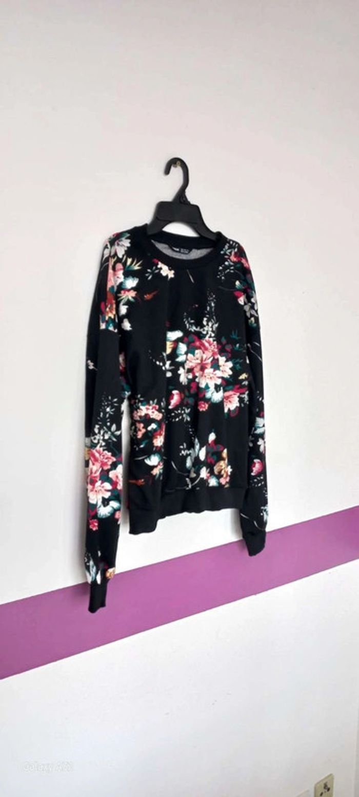Sweat shirt imprimé floral