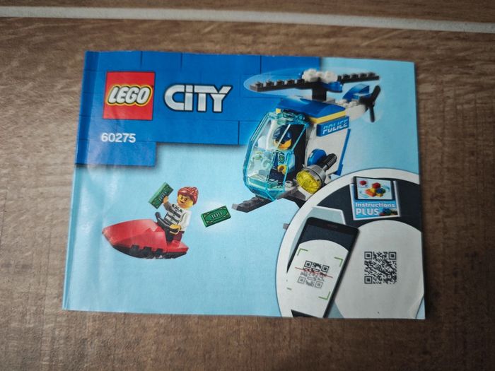 Lego city 60275 - photo numéro 3