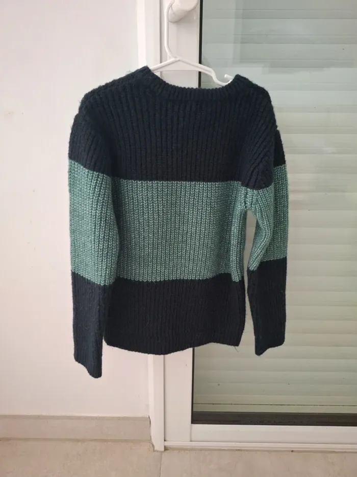 Pull chaud 8 ans - photo numéro 4