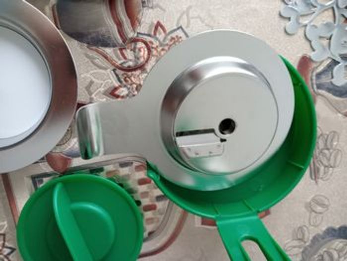 Lot de 4 trancheuses à légumes IKEA TABBERAS, acier inoxydable/vert, NEUVES - photo numéro 7