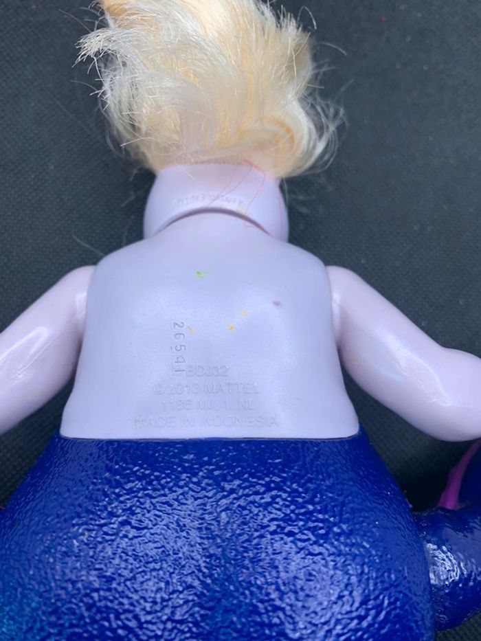 Poupée Disney Ursula la petite sirène - photo numéro 2