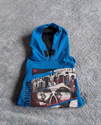 Pull à capuche C&A 10 ans
