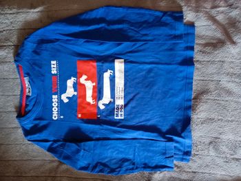T-shirt taille 8 ans