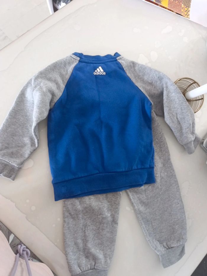 Survêtement adidas bleu et gris 18/24mois - photo numéro 10