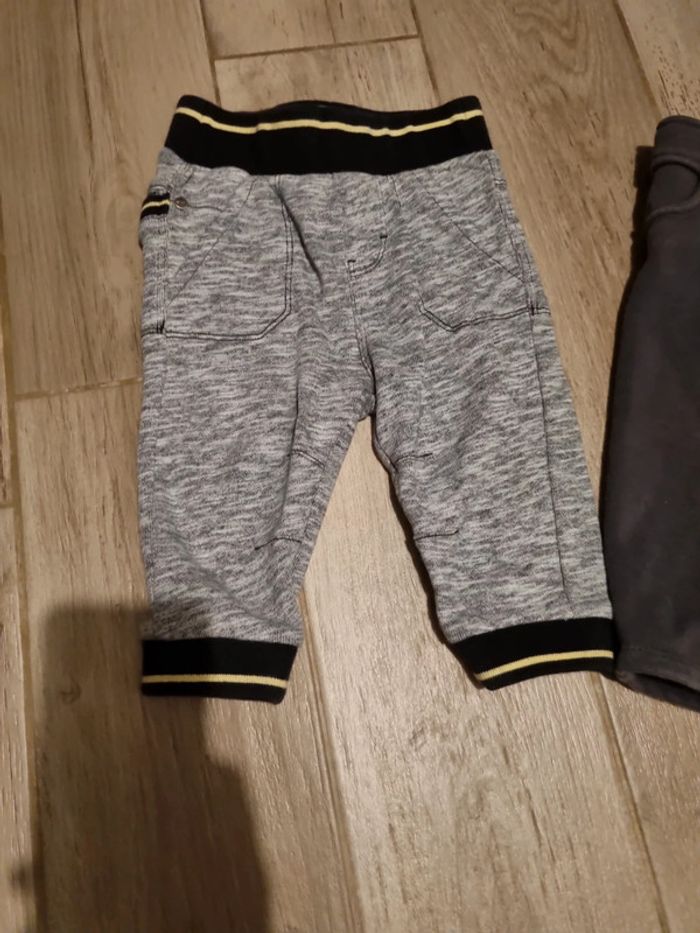 Lot de 2 pantalon 9 mois - photo numéro 2