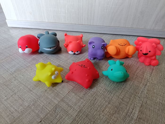Lot 9 jouets bain