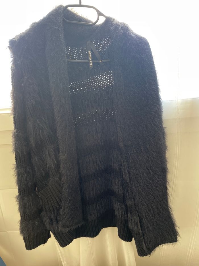 Gilet noir long à fourrure taille M L très bon état