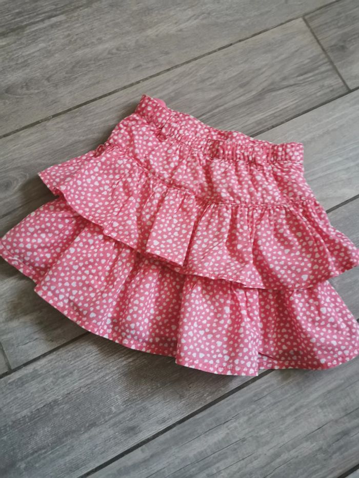 Jupe rose à cœurs blancs à volants pour 6 ans