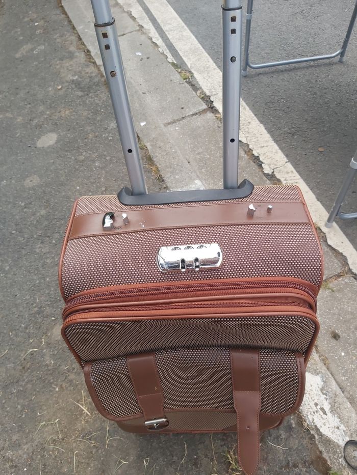 Valise - photo numéro 4