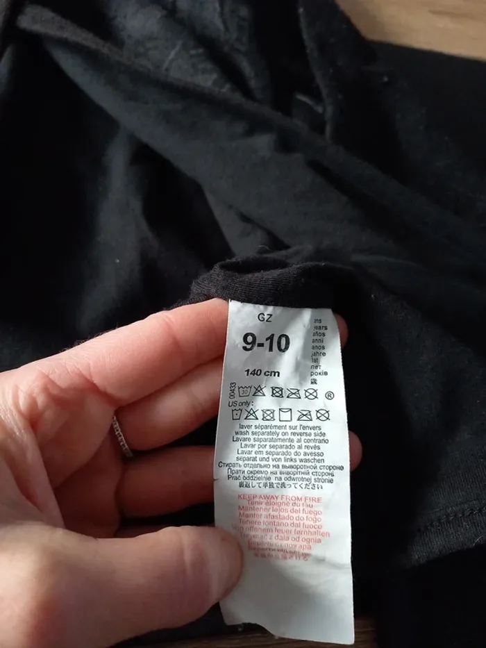 Gilet noir 9/10 ans - photo numéro 7