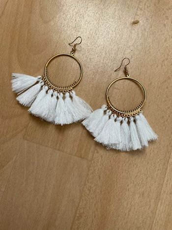 Boucles d’oreilles à pompons