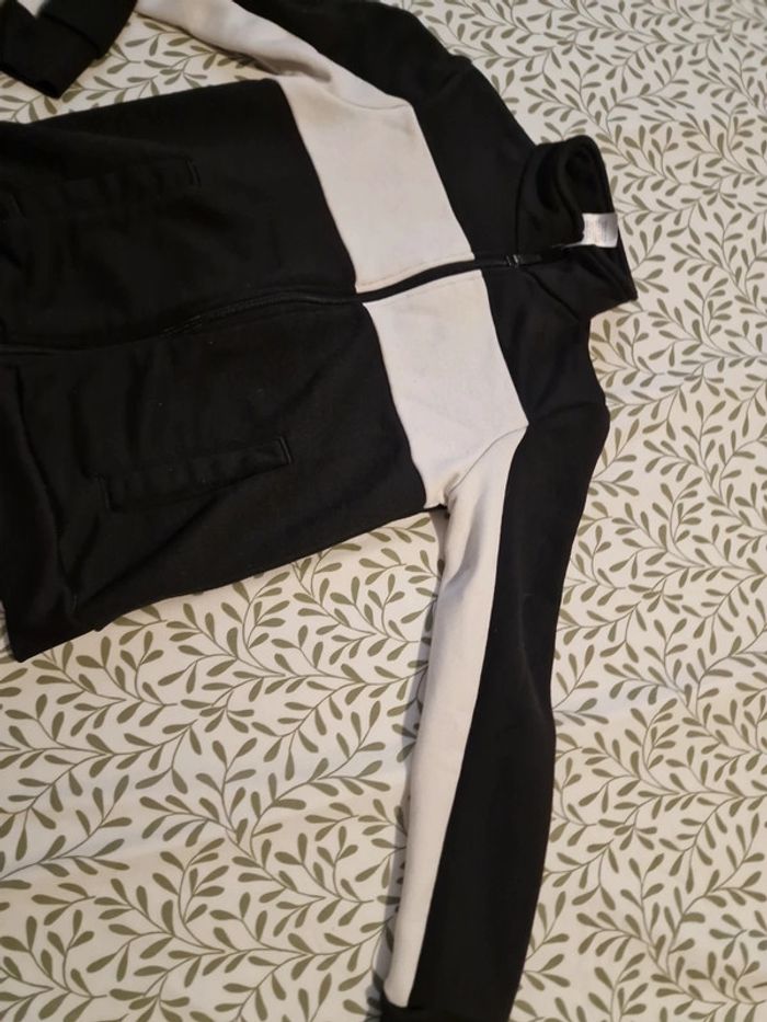 Veste zip Decathlon Taille 7 ans - photo numéro 2