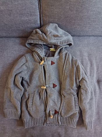 Gilet capuche