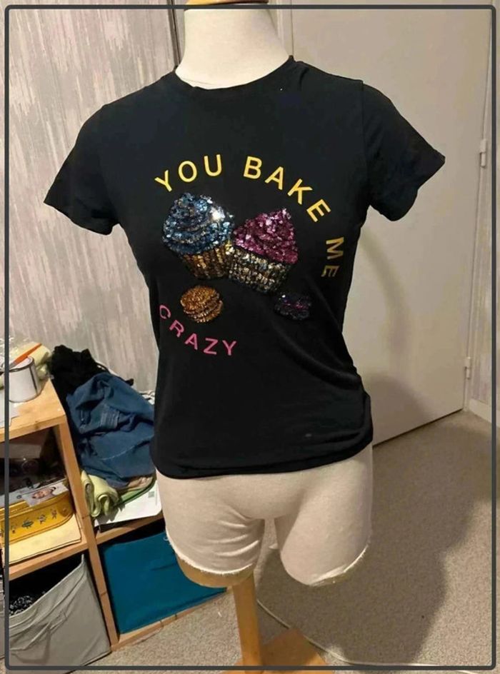 Tres jolie t shirt stradivarius taille 34/xs - photo numéro 2