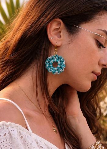 Créoles au crochet - fait main - effet laine satin