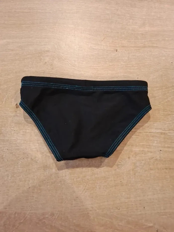 Slip de bain - photo numéro 4