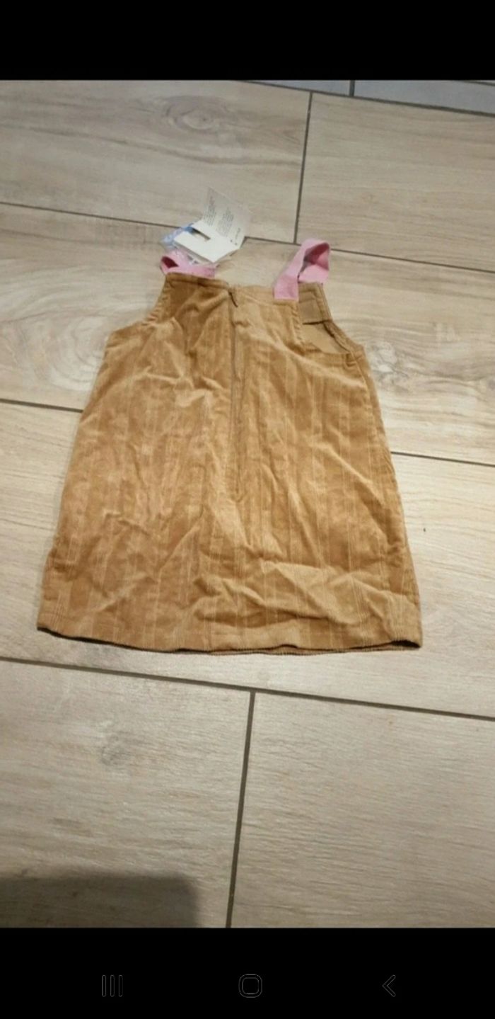 Robe velours neuve étiquette elle est ou la mer 12 mois - photo numéro 5