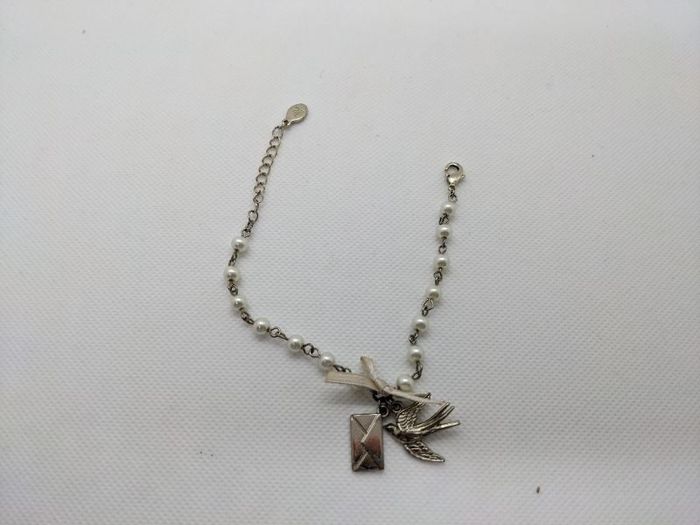 Bracelet perle, nœud, oiseau, enveloppe