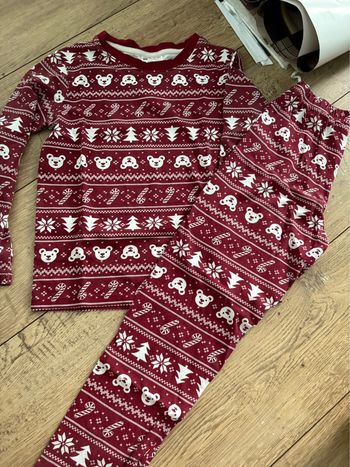 Pyjama fin Noël 7-8 ans