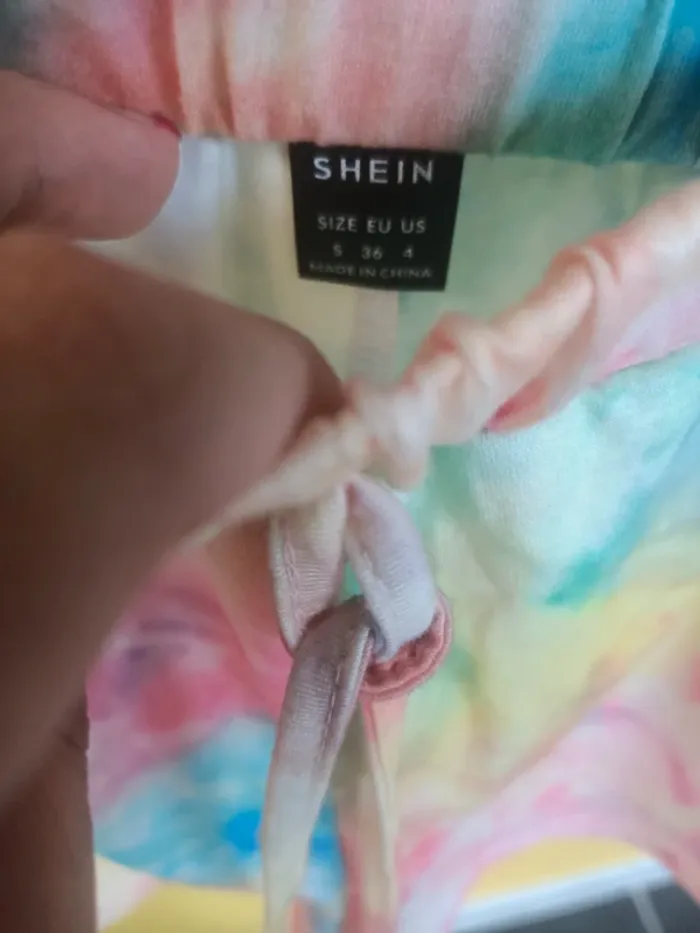 Lot deux short taille S SHEIN - photo numéro 3