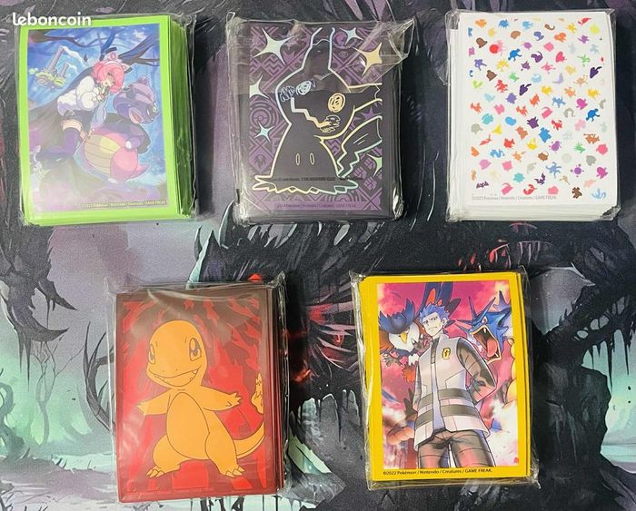 Paquets de 65 Sleeves officielles Pokémon – Neufs