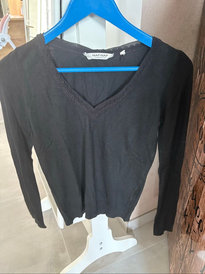 Pull noir