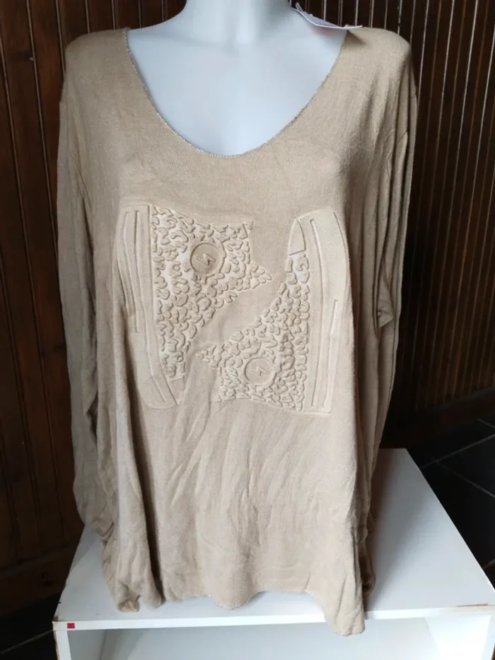 Superbe pull doux pour femme marque Piment rouge taille 56 58 - photo numéro 2