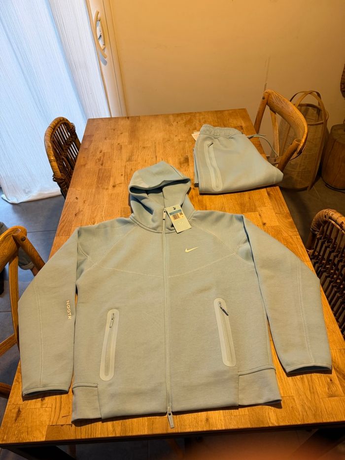 Ensemble survêtement Nike X Nocta jais porté - photo numéro 6