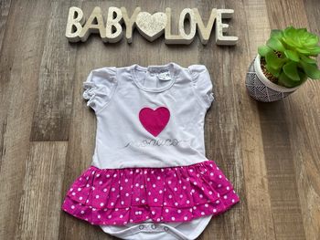 - Robe  - 6 mois - Très bon état