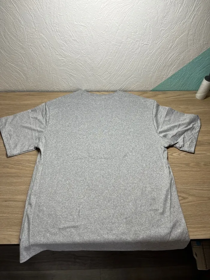 Lot de 2 t-shirt - couleur bleu et gris - taille M - photo numéro 7
