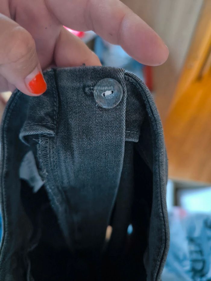 Jupe en jeans gris avec fermeture - photo numéro 2