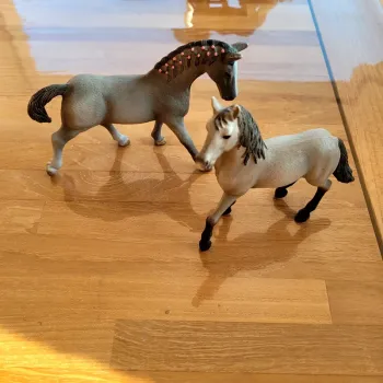 Lot Schleich cheval et poney gris