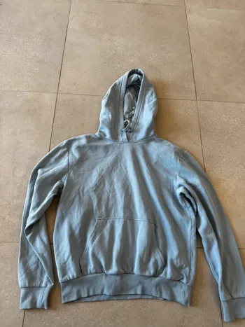 Sweat à capuche bleu H&M, taille S, très bon état