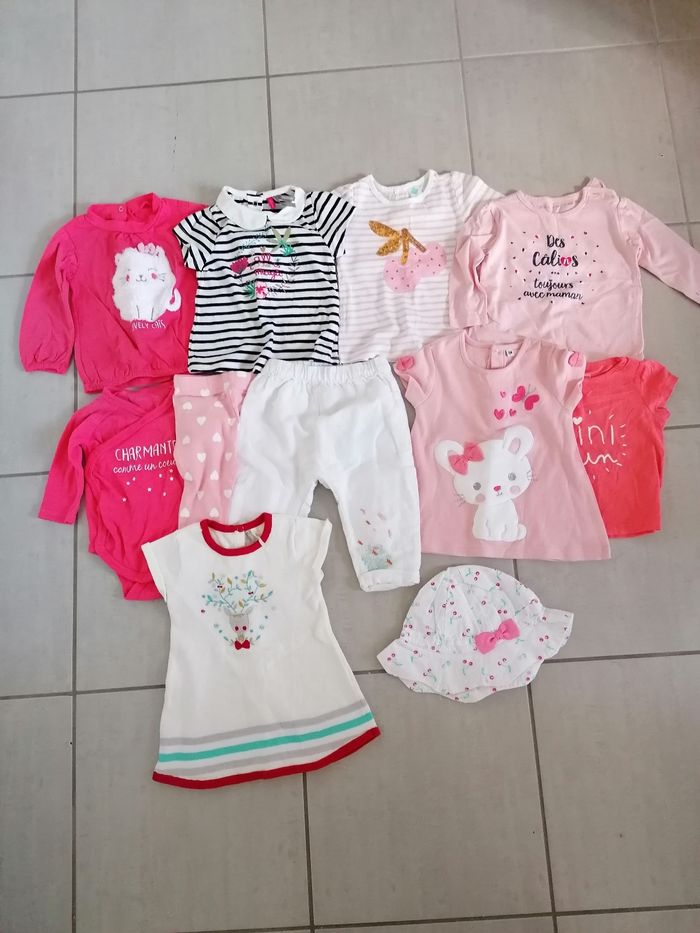 Lot vêtements 6 mois
