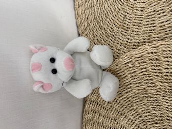 doudou chat blanc rose corps souple